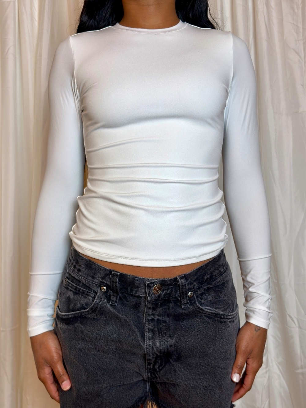 Pumiey White Crew Neck Long Sleeve Fitted Tee Shirt
